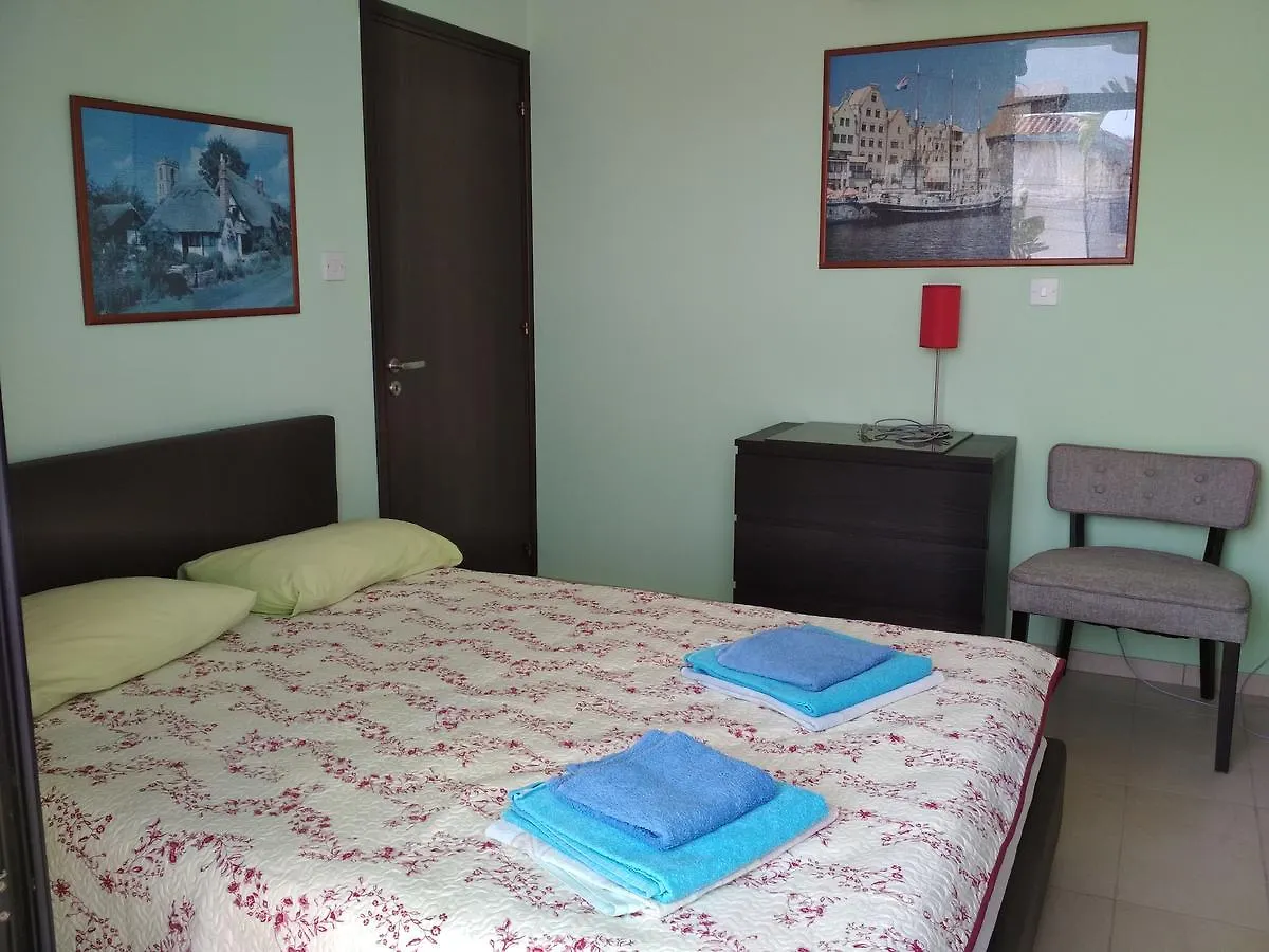Villa Long Beach Garden Larnaca