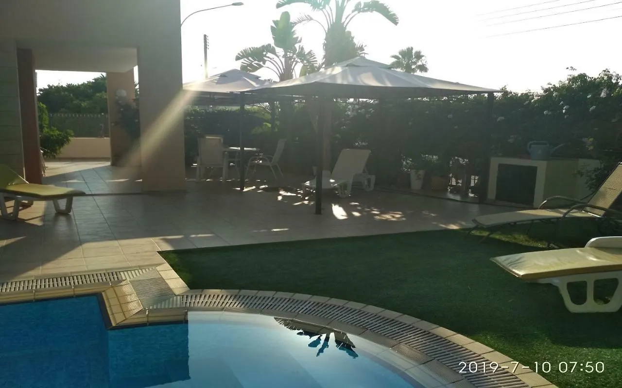Villa Long Beach Garden Larnaca 0*,  Cyprus